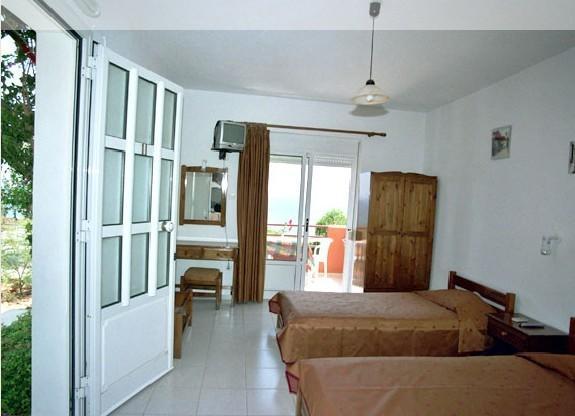 Maria Rooms Agia Ermioni Quarto foto